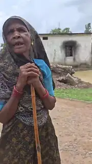 बरसात में बदहाल सड़कें, पेंशन और पानी की समस्या बनी चिंता
