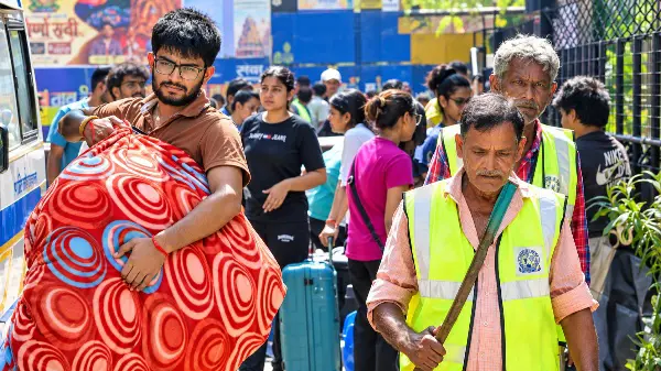 देश के 1,278 विश्वविद्यालयों में 1,069 के पास हॉस्टल