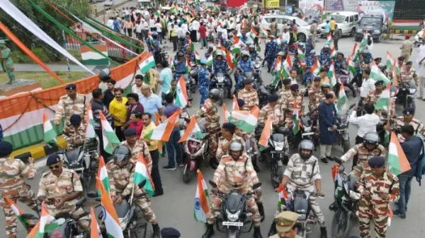 प्रयागराज में निकली भव्य तिरंगा यात्रा