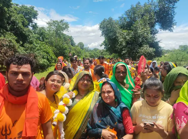 बुढ़ार में निकली भव्य कांवड़ यात्रा