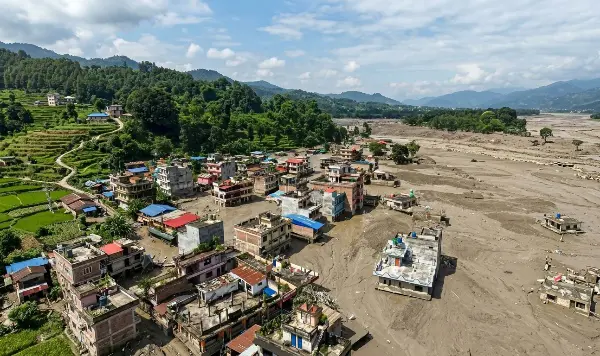 392 लोगों की मौत,350 लोगों का रेस्क्यू
