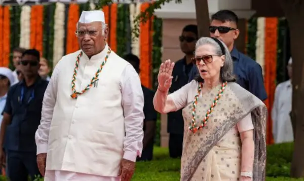 वंदे मातरम पर कांग्रेस-भाजपा आमने-सामने