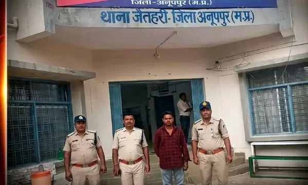 बिजली तार चोरी मामले में पुलिस की बड़ी कार्रवाई, छठवां आरोपी गिरफ्तार